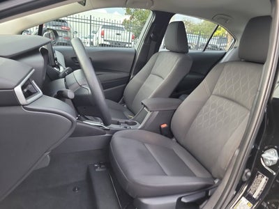 2025 Toyota COROLLA LE