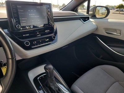 2022 Toyota COROLLA SE