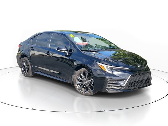 2025 Toyota COROLLA SE