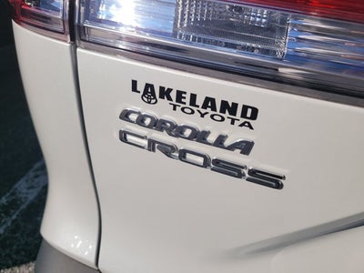 2025 Toyota Corolla Cross LE