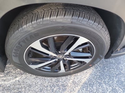2024 Toyota Corolla Cross Hybrid Hybrid XSE