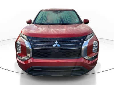 2022 Mitsubishi Outlander ES