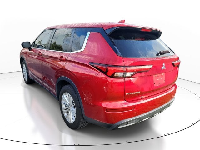2022 Mitsubishi Outlander ES