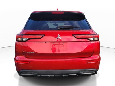 2022 Mitsubishi Outlander ES