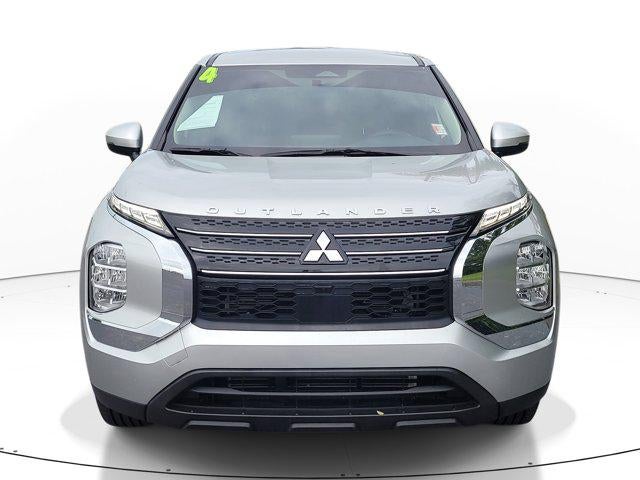 2024 Mitsubishi Outlander ES