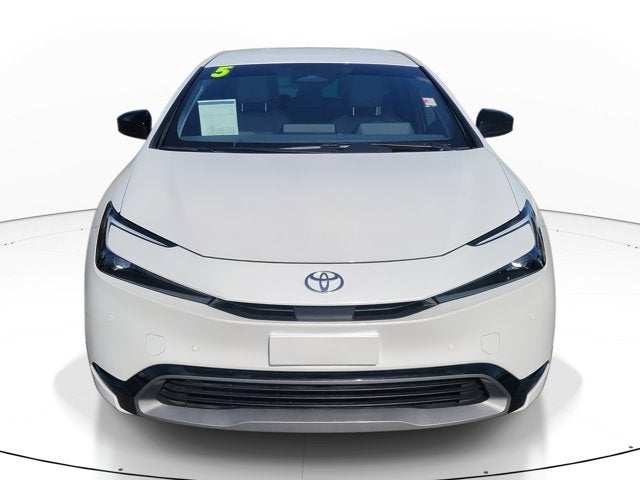 2025 Toyota PRIUS XLE