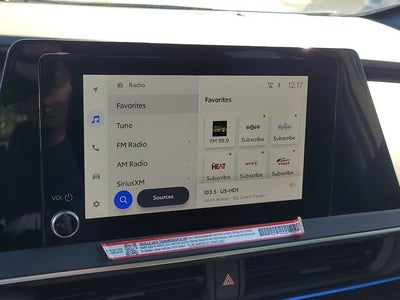 2025 Toyota PRIUS XLE