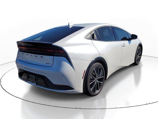 2025 Toyota PRIUS XLE