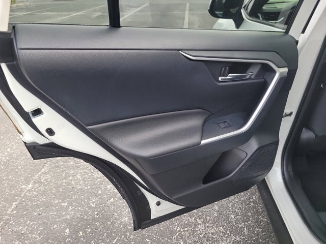 2022 Toyota RAV4 HYBRID Hybrid SE