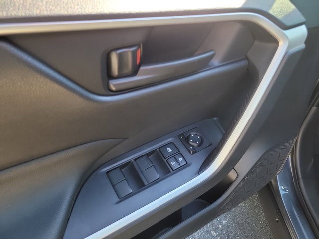 2025 Toyota RAV4 HYBRID Hybrid LE