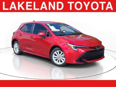 2025 Toyota COROLLA HATCHBACK SE