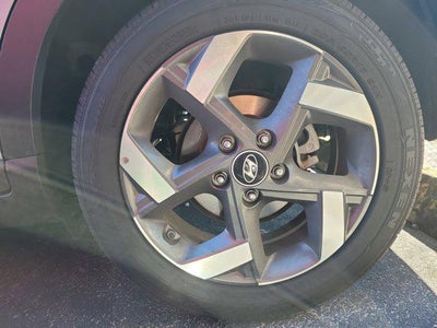 2025 Hyundai Venue SEL