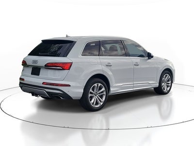 2025 Audi Q7 Premium Plus