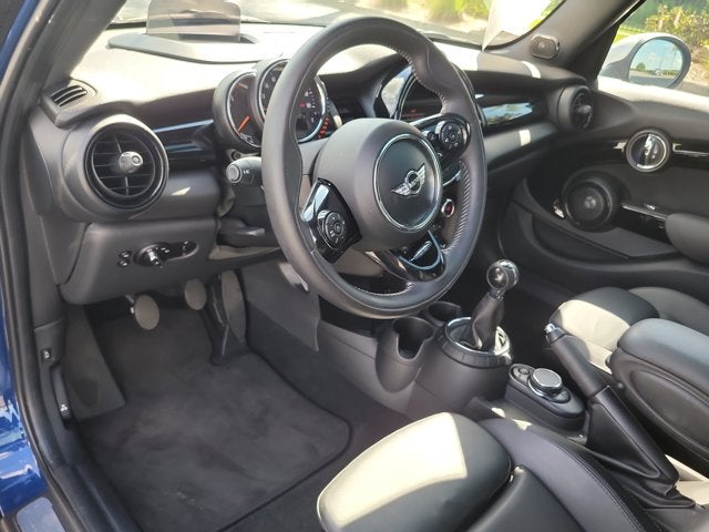 2016 MINI Hardtop Base