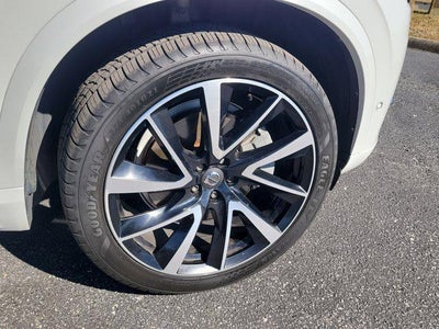 2019 Volvo XC90 Inscription