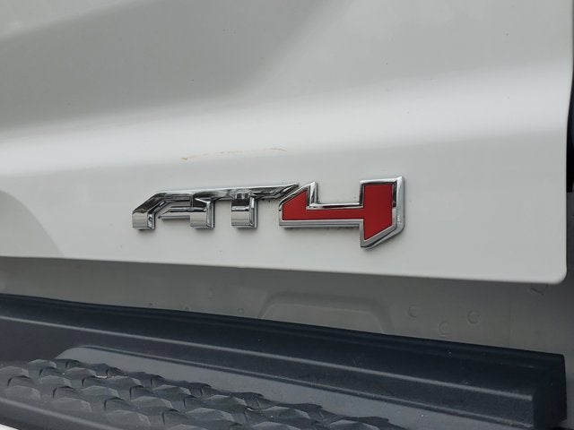 2024 GMC Canyon 4WD AT4