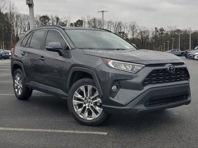2020 Toyota RAV4 XLE Premium