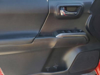 2022 Toyota Tacoma 2WD SR5