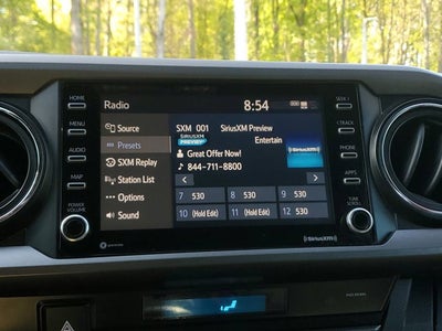 2022 Toyota Tacoma 2WD SR5