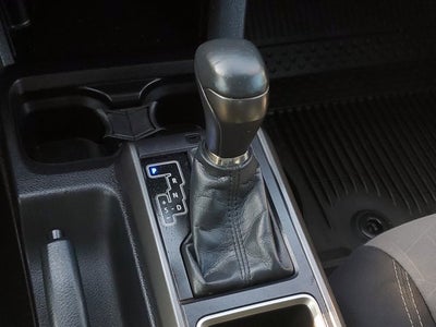 2022 Toyota Tacoma 2WD SR5