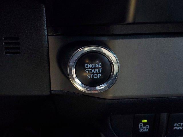 2022 Toyota Tacoma 2WD SR5