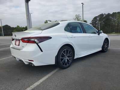 2024 Toyota Camry SE