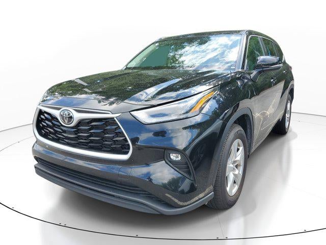 2025 Toyota Highlander LE
