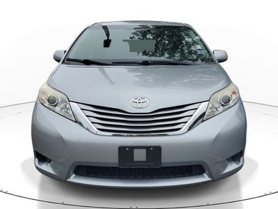 2015 Toyota Sienna LE AAS