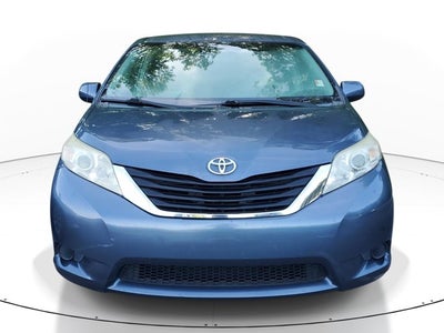 2014 Toyota Sienna LE AAS