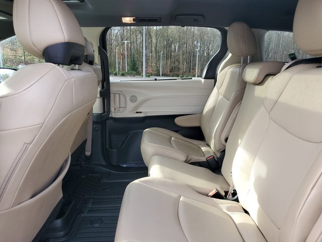 2021 Toyota Sienna XLE