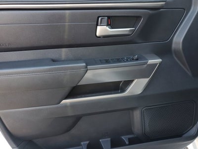 2022 Toyota Tundra 2WD SR5