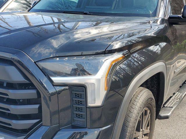 2022 Toyota Tundra 4WD SR5