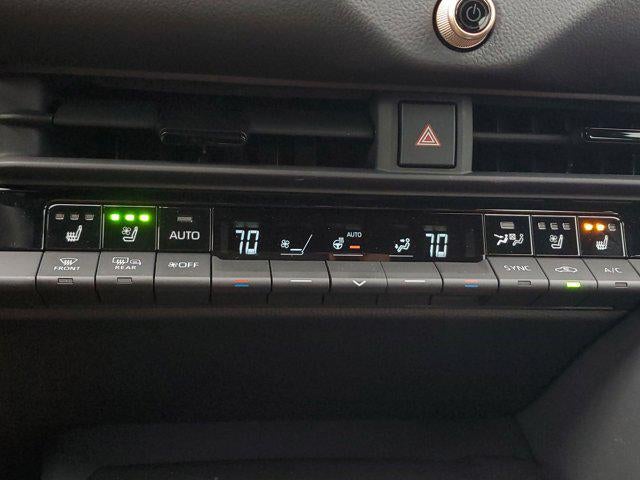 2025 Toyota Crown Signia Limited