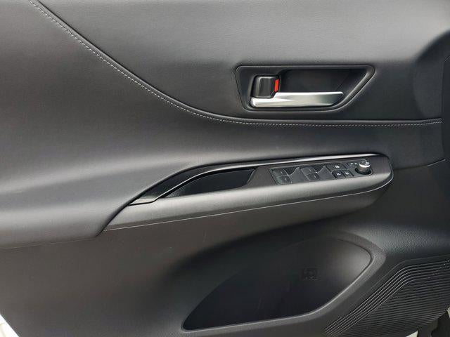 2022 Toyota Venza LE