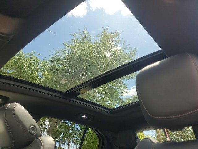 2022 Cadillac XT4 AWD Sport