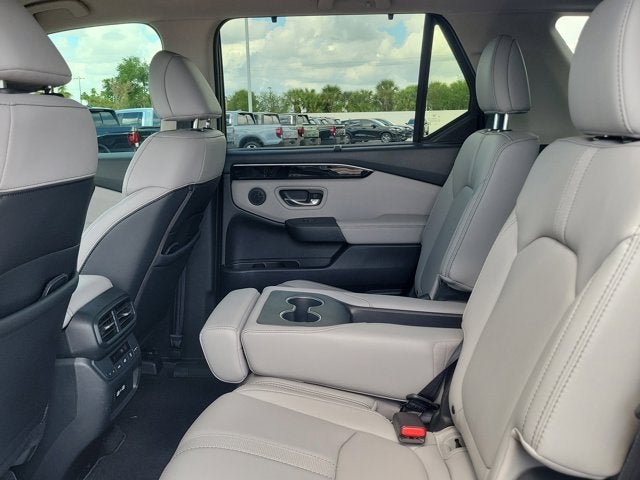 2023 Honda Pilot EX-L 8 Passenger