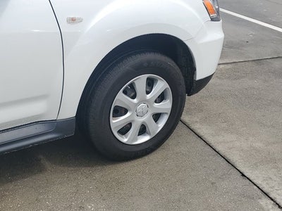 2012 Mitsubishi Outlander ES