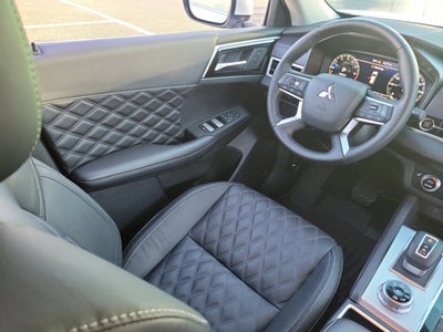 2024 Mitsubishi Outlander SEL