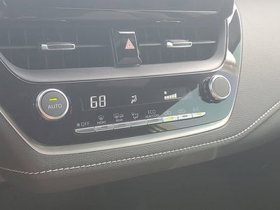 2025 Toyota Corolla Hatchback SE