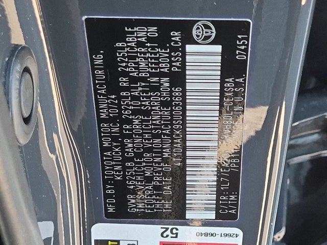 2025 Toyota Camry SE
