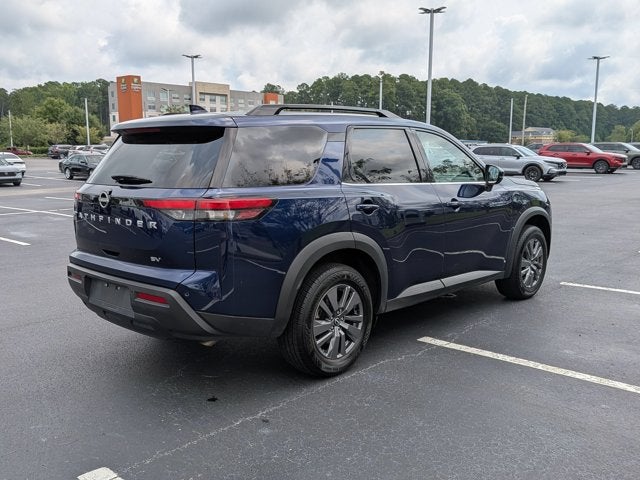 2024 Nissan Pathfinder SV