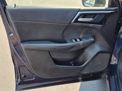 2023 Mitsubishi Outlander SE