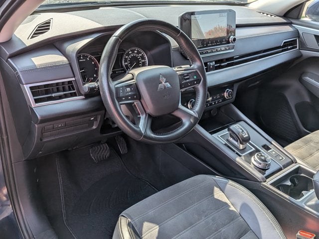 2024 Mitsubishi Outlander SE Black Edition