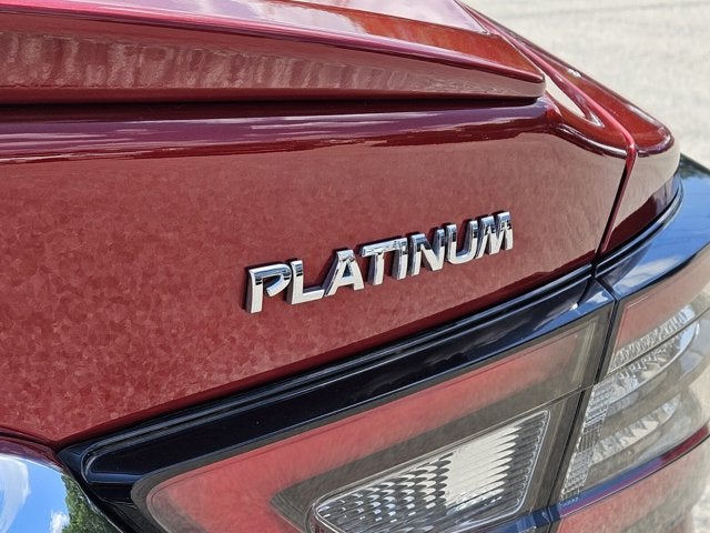 2023 Nissan Maxima Platinum