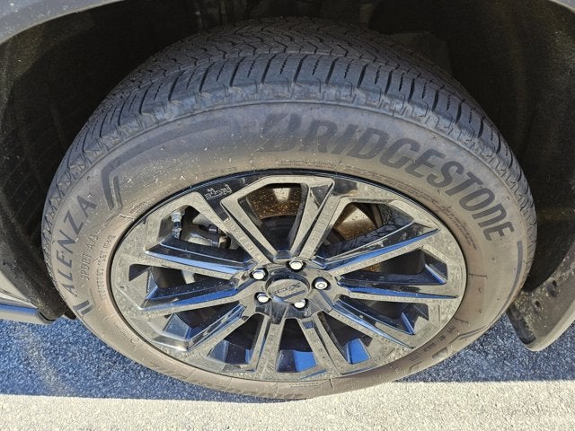 2025 Toyota Highlander Hybrid Platinum