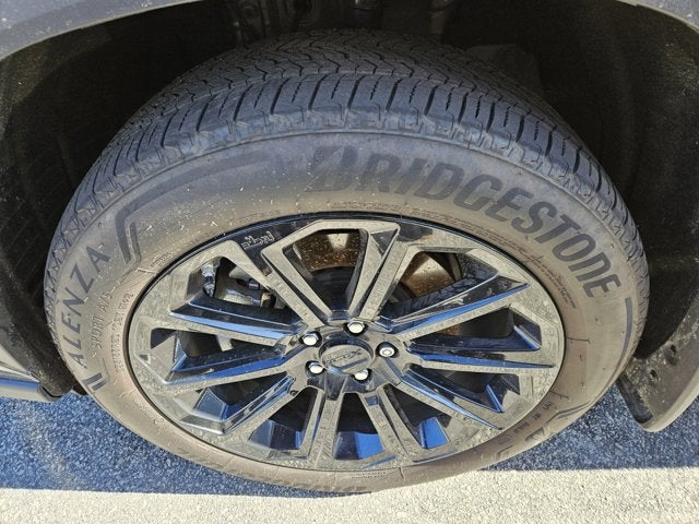 2025 Toyota Highlander Hybrid Platinum