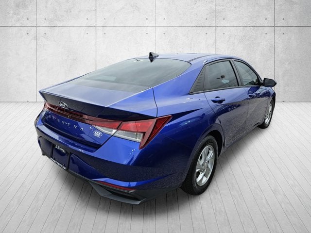 2023 Hyundai Elantra SE
