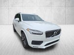 2021 Volvo XC90 Momentum