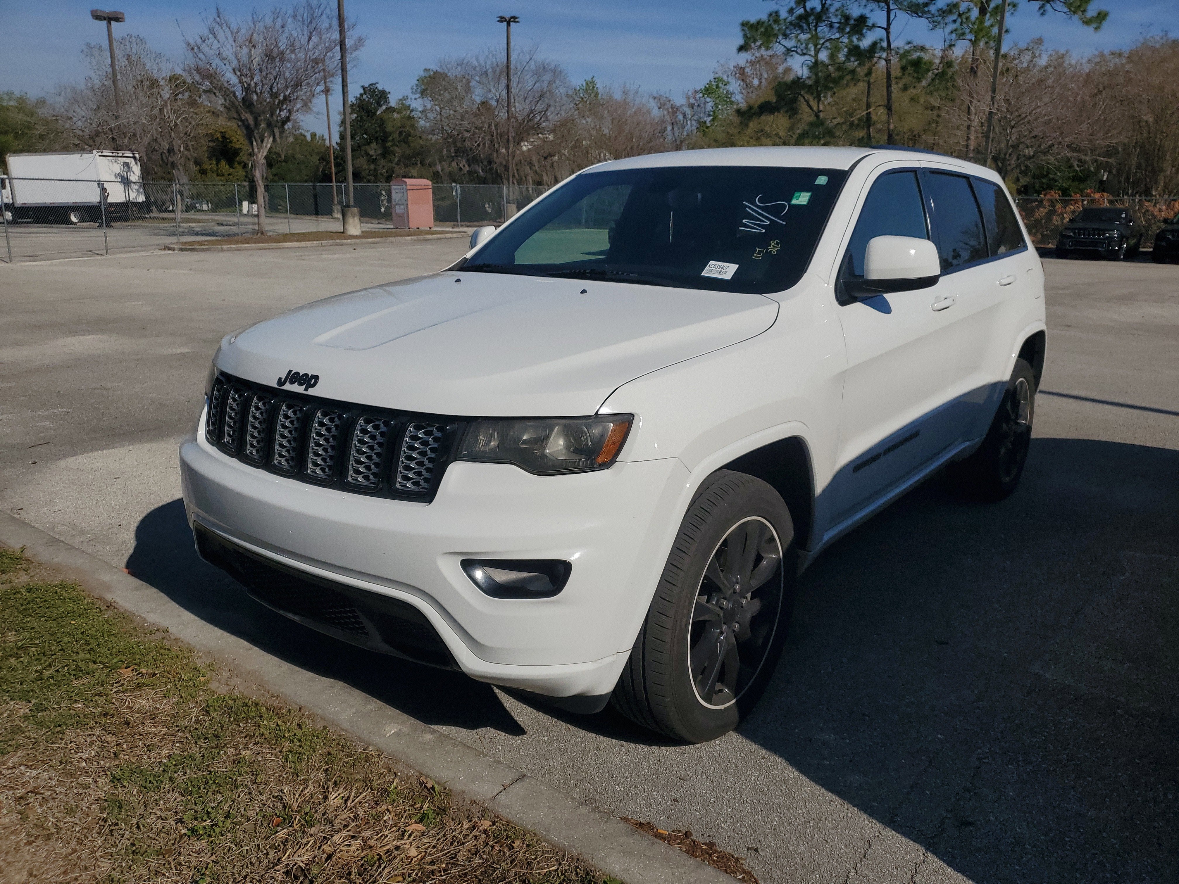 2019 Jeep Grand Cherokee Altitude