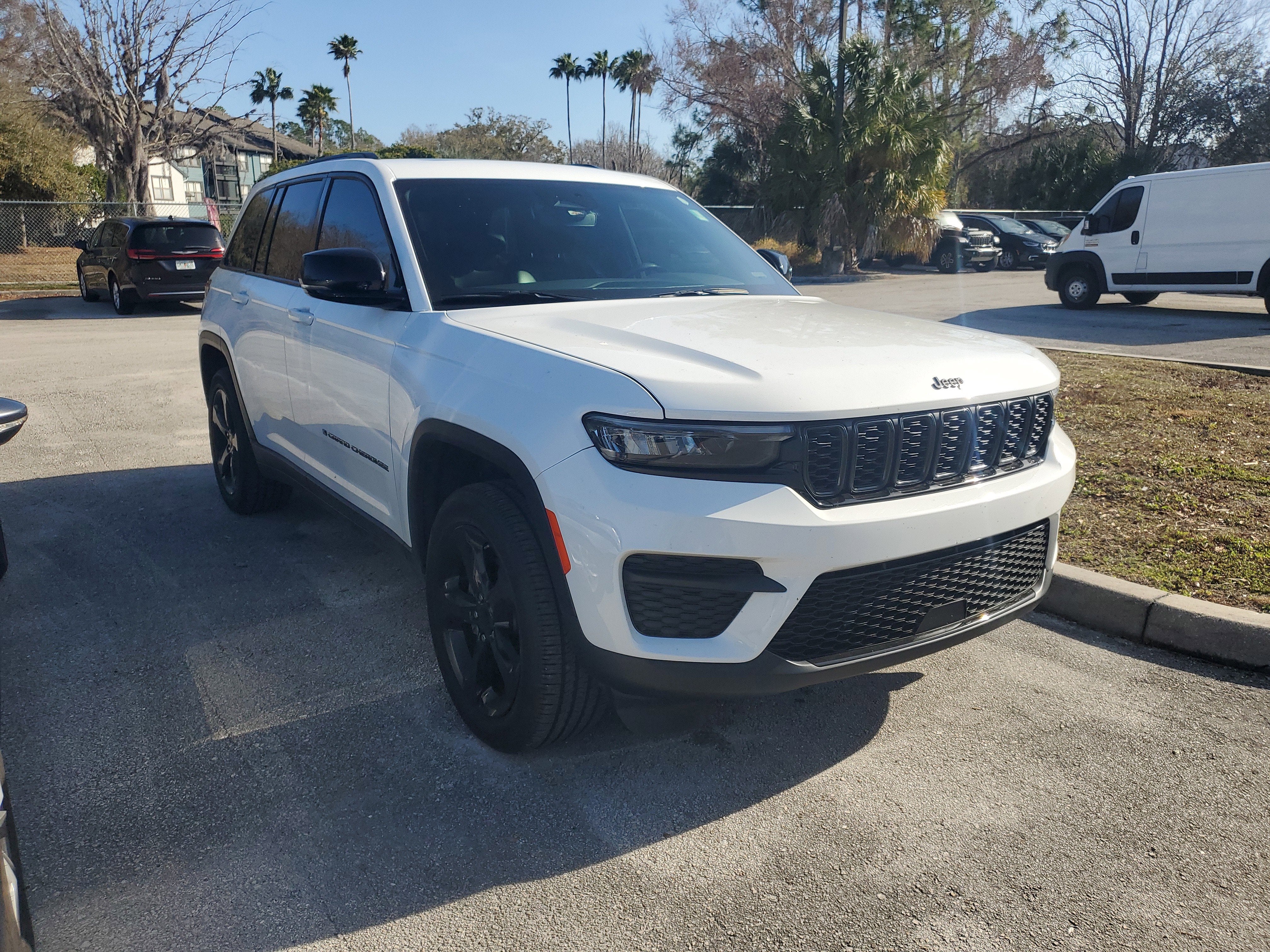 2023 Jeep Grand Cherokee Altitude